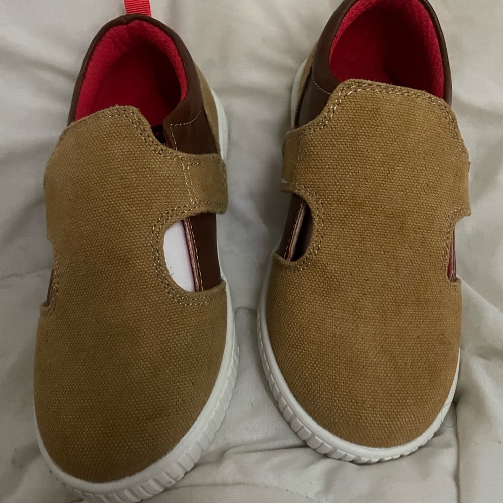 Livie and Luca size 12m little boys